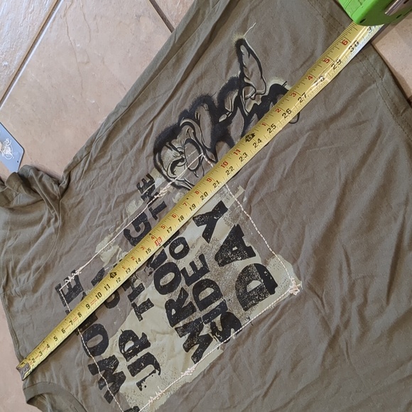 Disney Graphic Grumpy T-shirt Size 2XL NWT - Picture 4 of 5